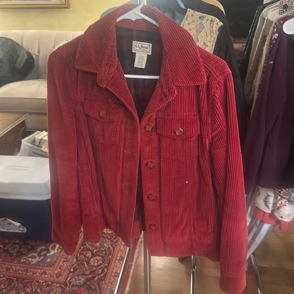 Corduroy vintage LL bean jacket - runs big